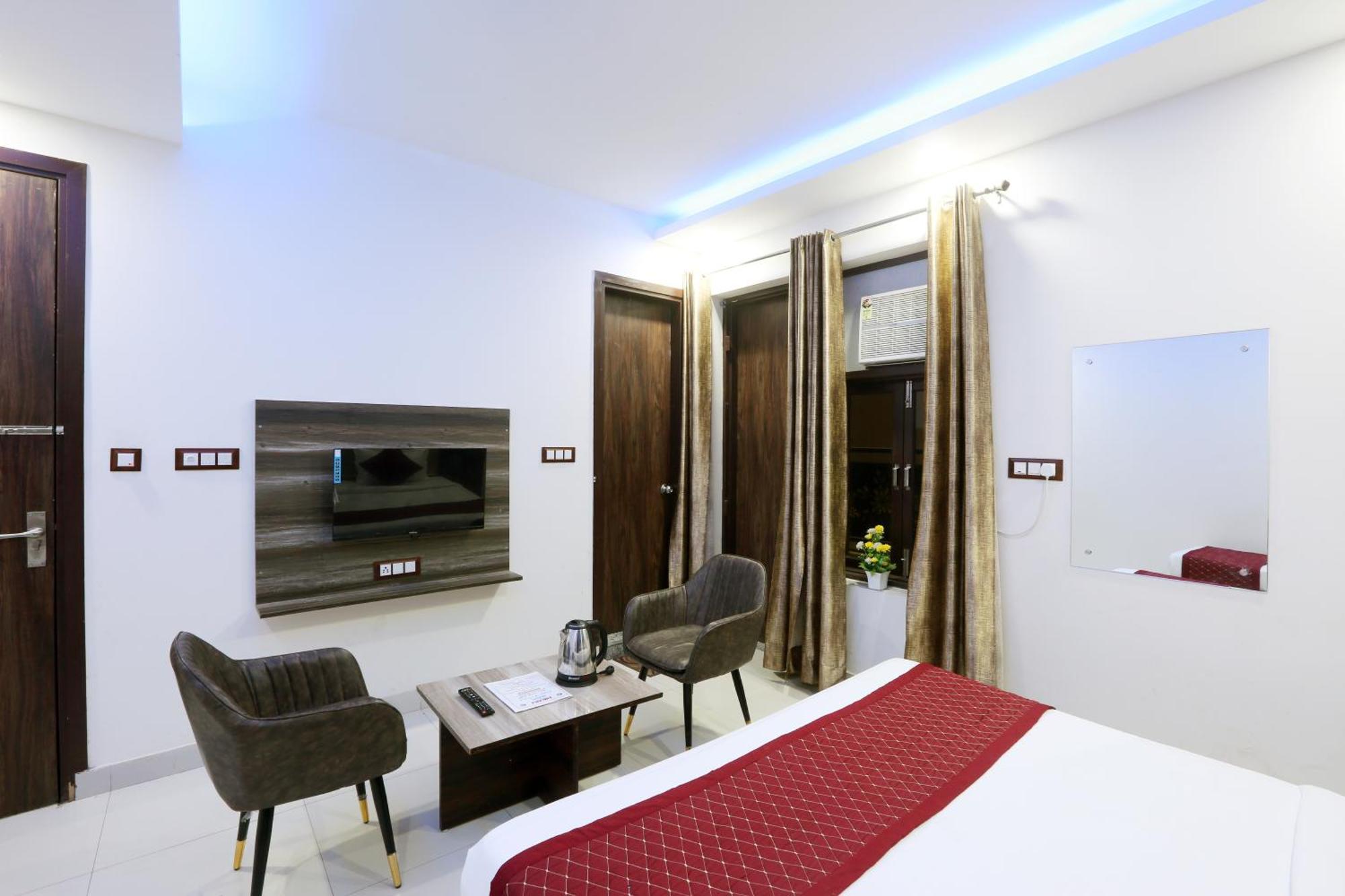 Oaks Inn Plaza Delhi Airport Nowe Delhi Zewnętrze zdjęcie