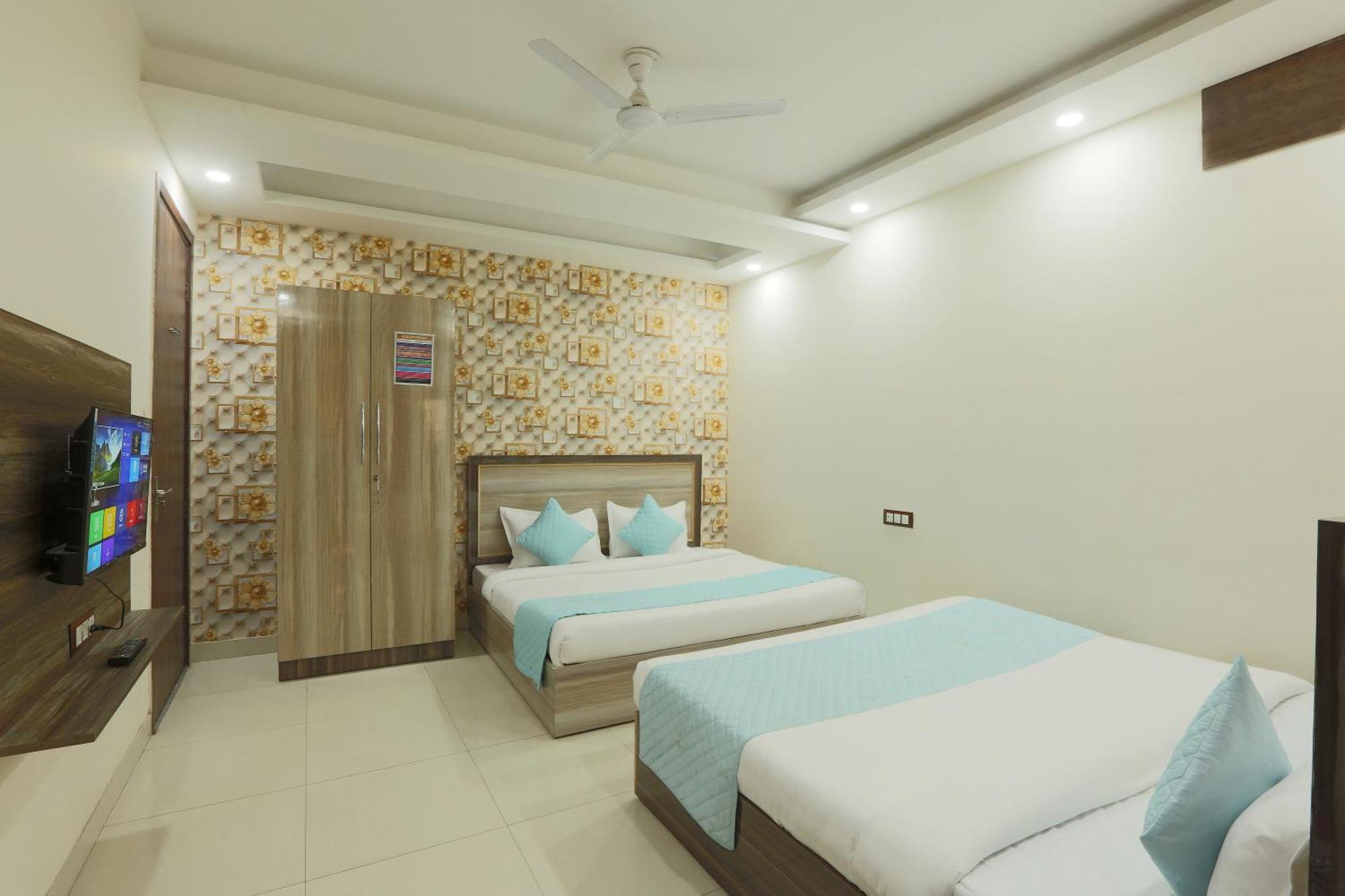 Oaks Inn Plaza Delhi Airport Nowe Delhi Zewnętrze zdjęcie